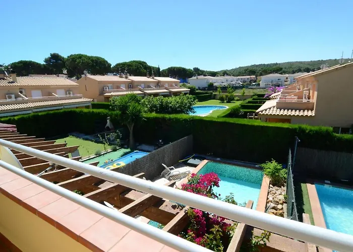 Fluvia 32 A Vila *
